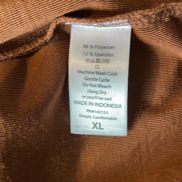 UEC skirt - Picture 4 of 4